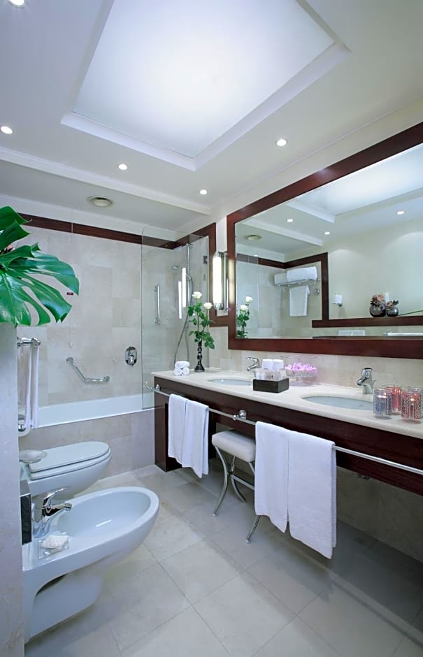 Starhotels Excelsior