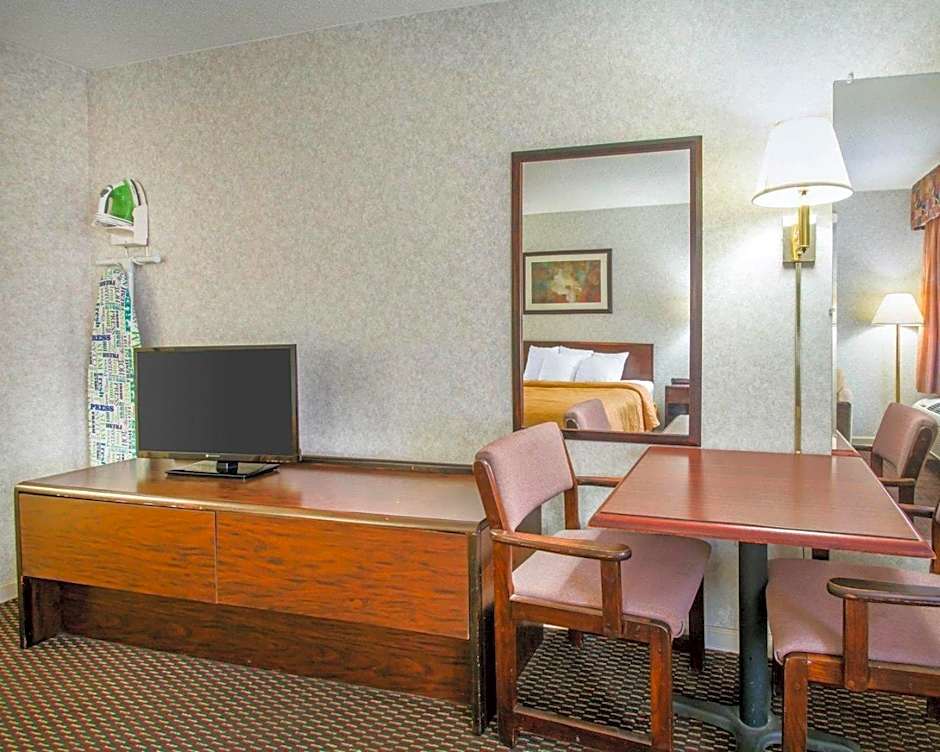 Econo Lodge Troy