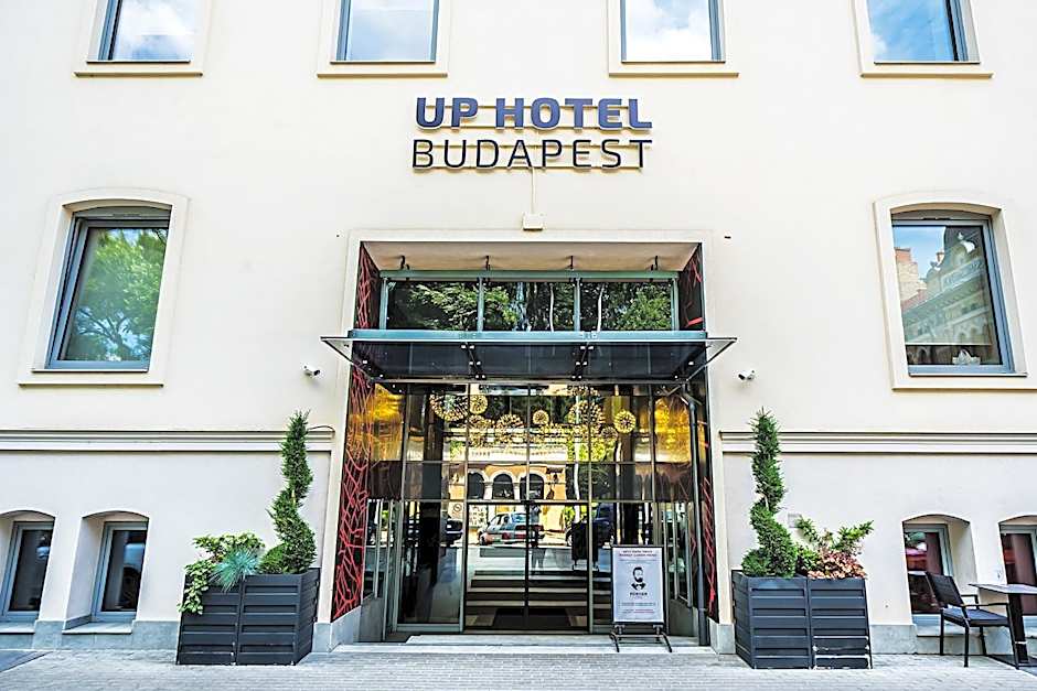 Up Hotel Budapest