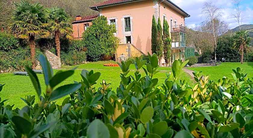 Hotel Casona Villa De Palacios