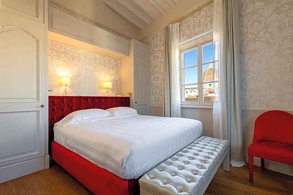San Firenze Suites & Spa