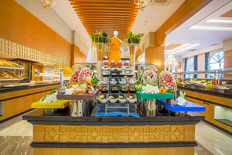 J'Adore Deluxe Hotel & Spa