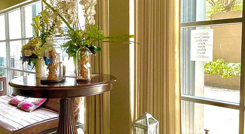 Collection O The Spades Hostel