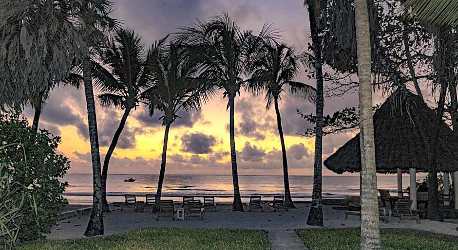 Blue Marlin Beach Hotel