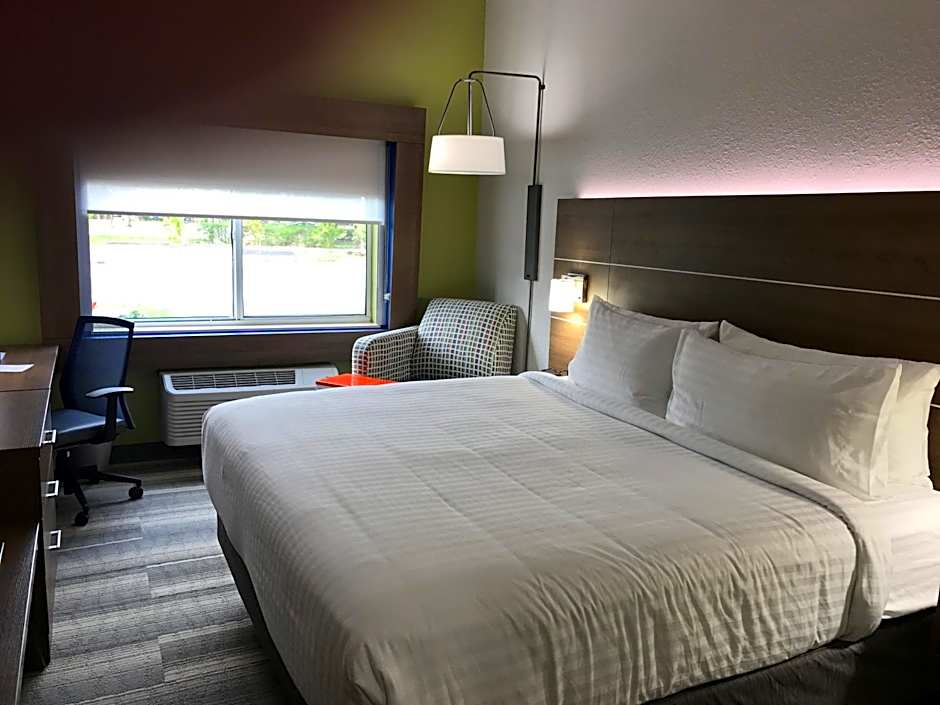 Holiday Inn Express Naples South - I-75 By IHG