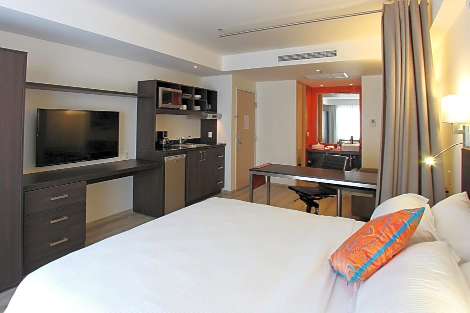 Fiesta Inn Queretaro