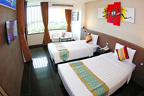 Deluxe Twin Room