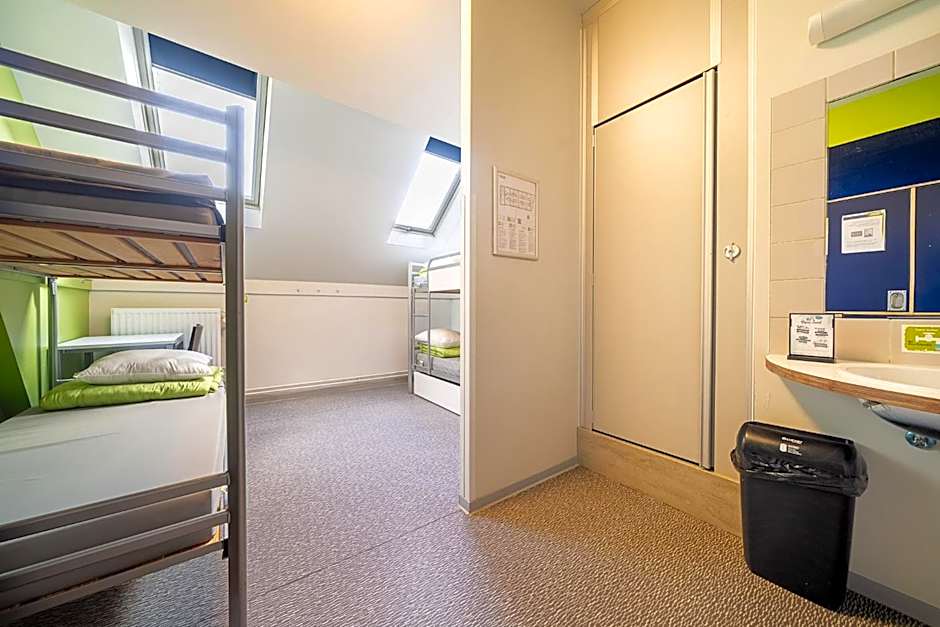 Auberge de Jeunesse de Tournai - Youth Hostel