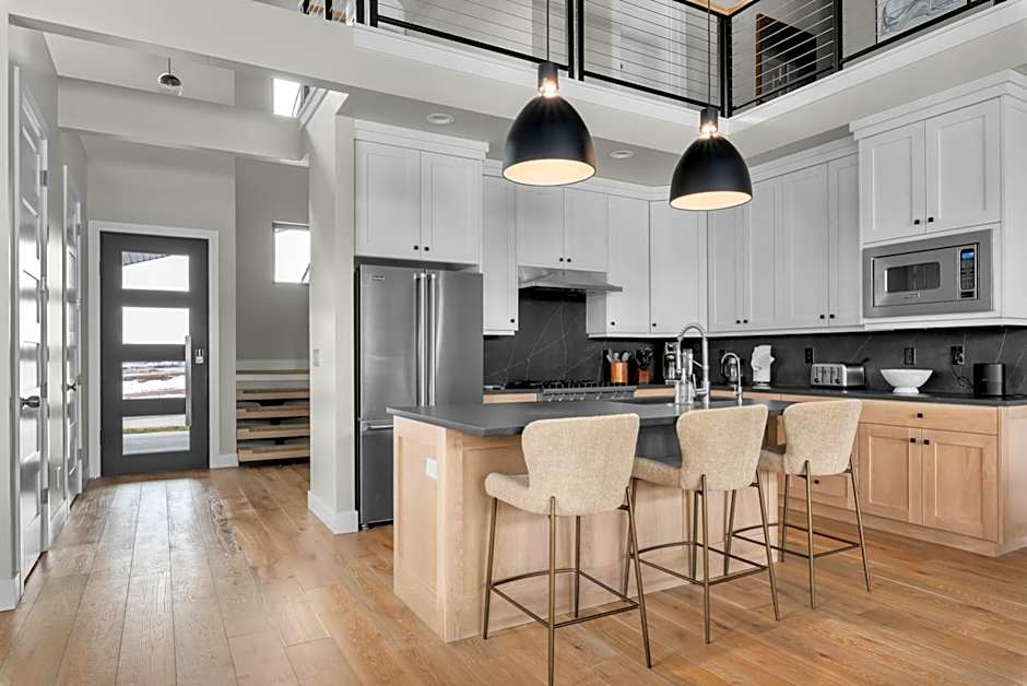Luxury Stays Club 1012, New lovely 4br TH, New Deer Valley 1 min Park City 10 min