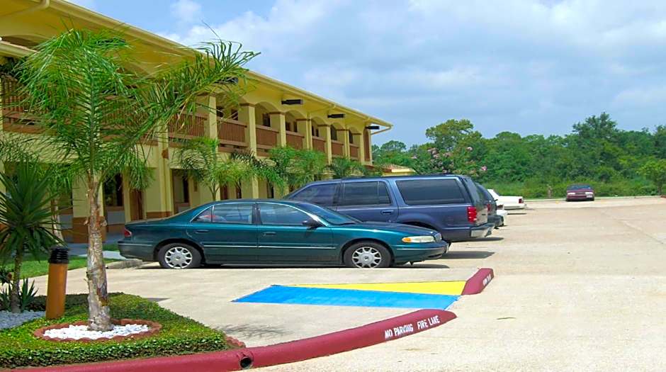 Americas Best Value Inn & Suites Alvin Houston