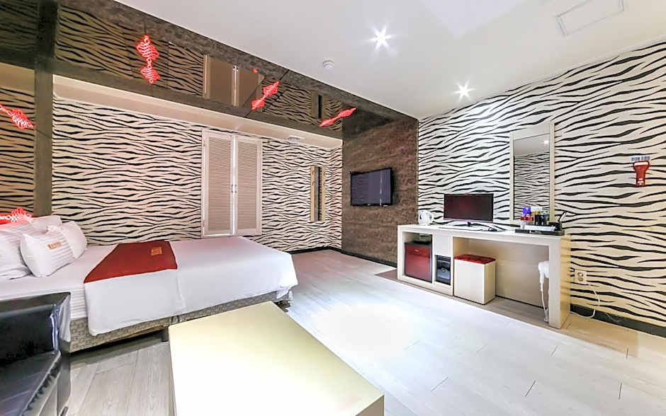 Madoka Motel