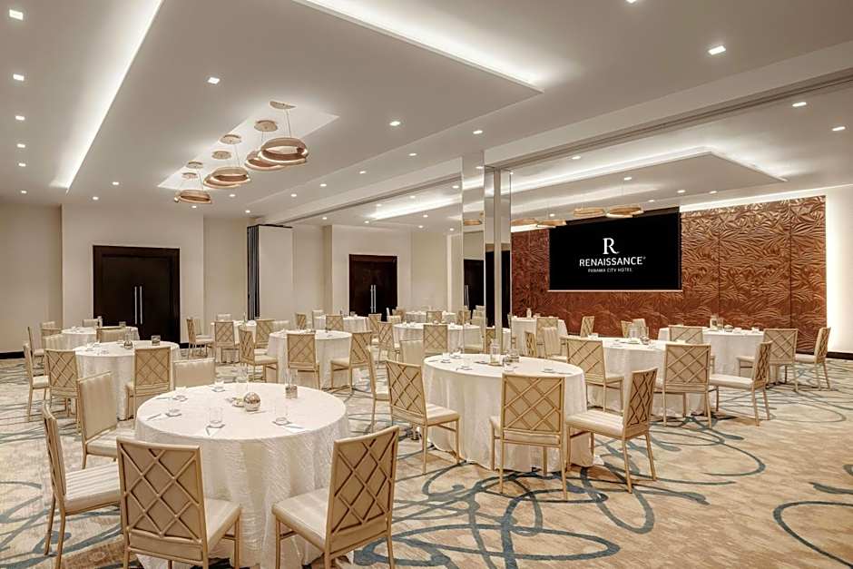Renaissance Panama City Hotel