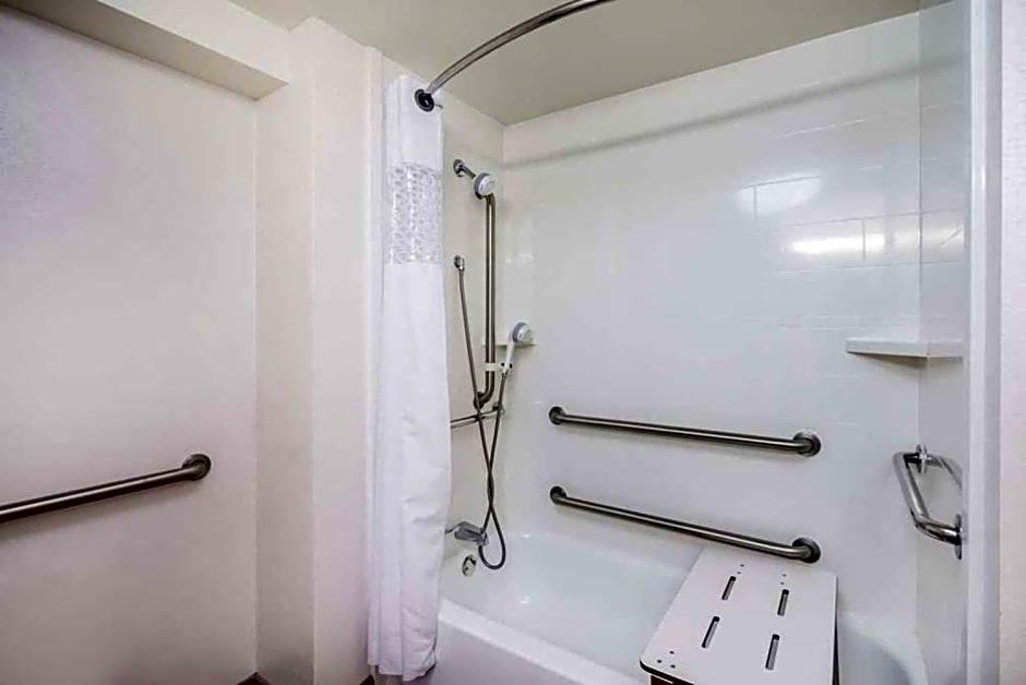 Hampton Inn Clifton Park