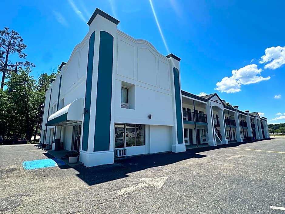 Key West Inn - Newport News