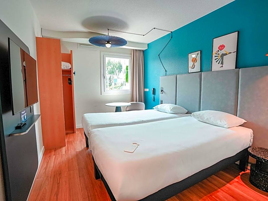 ibis Martigues