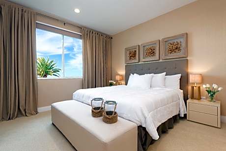 4 Bedroom Deluxe Villa 2 Floors Lake View Non-Smoking