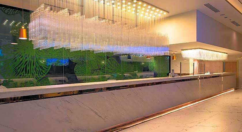 Pattaya Discovery Beach Hotel