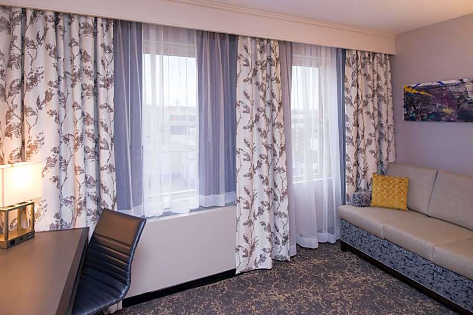 DoubleTree by Hilton Hotel Utica