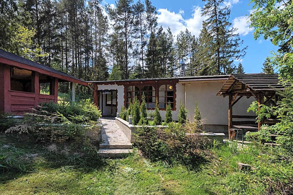 CHATY - woodyganovce sk