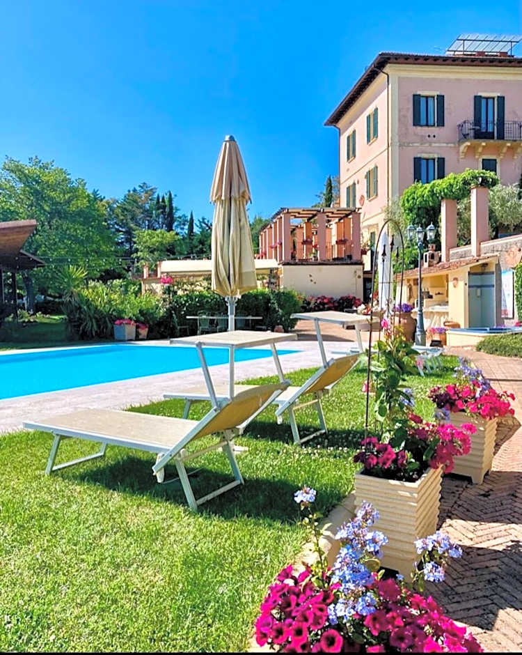 Domus Volumnia Residence