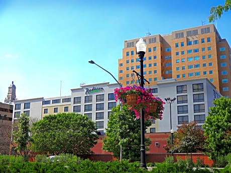 DoubleTree by Hilton Davenport