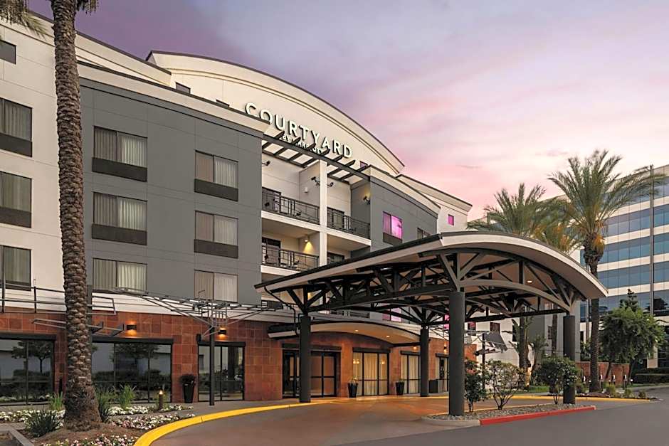 Courtyard by Marriott Los Angeles Burbank Airport