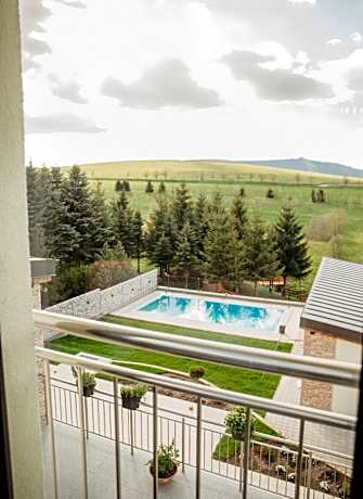 Deluxe Double Room with Mountain View