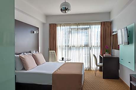 Double or twin superior