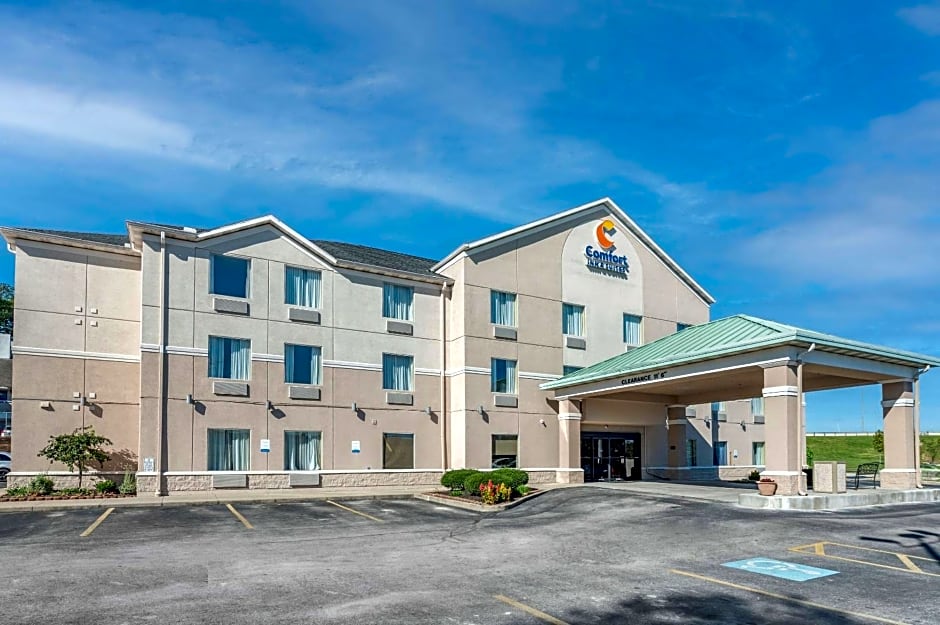 Comfort Inn & Suites Dayton