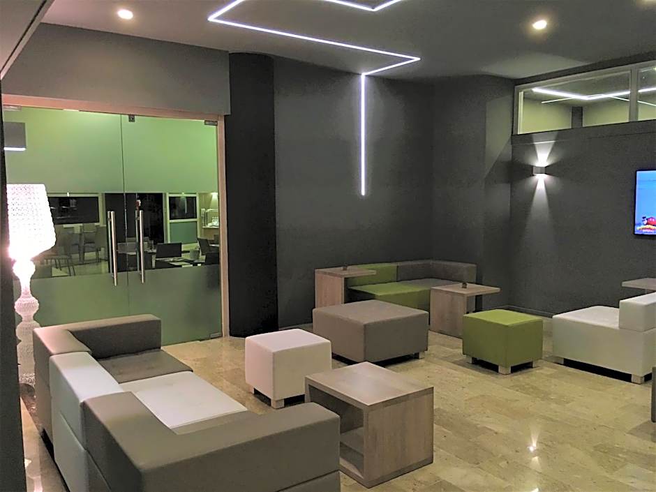 International Beach Hotel