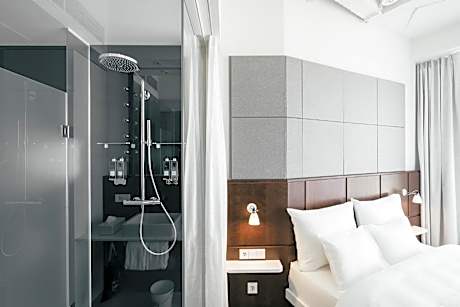 Nest Room - Accessible