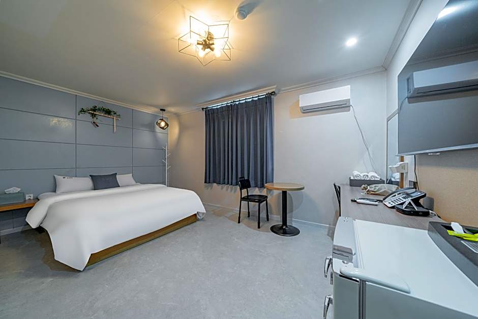 Photo 1 of 50 of Ost Hotel