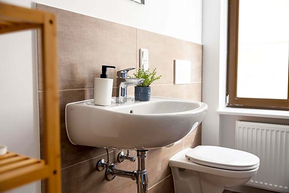 Apartments am Neuen Theater - Altstadt - Zentral - Küche - Wifi - Powered by Ko-Living