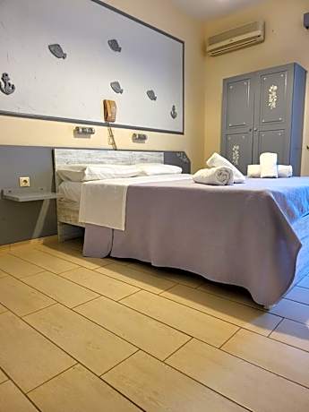 Double or Twin Room with Sea View