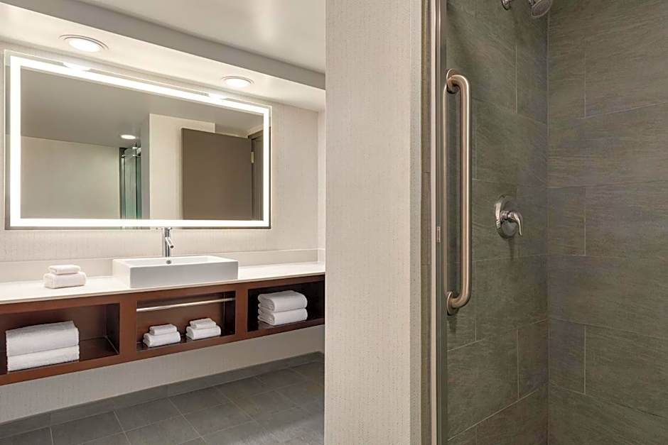 Holiday Inn Virginia Beach - Norfolk By IHG