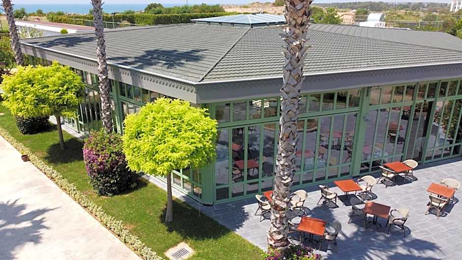 Tui Magic Life Jacaranda