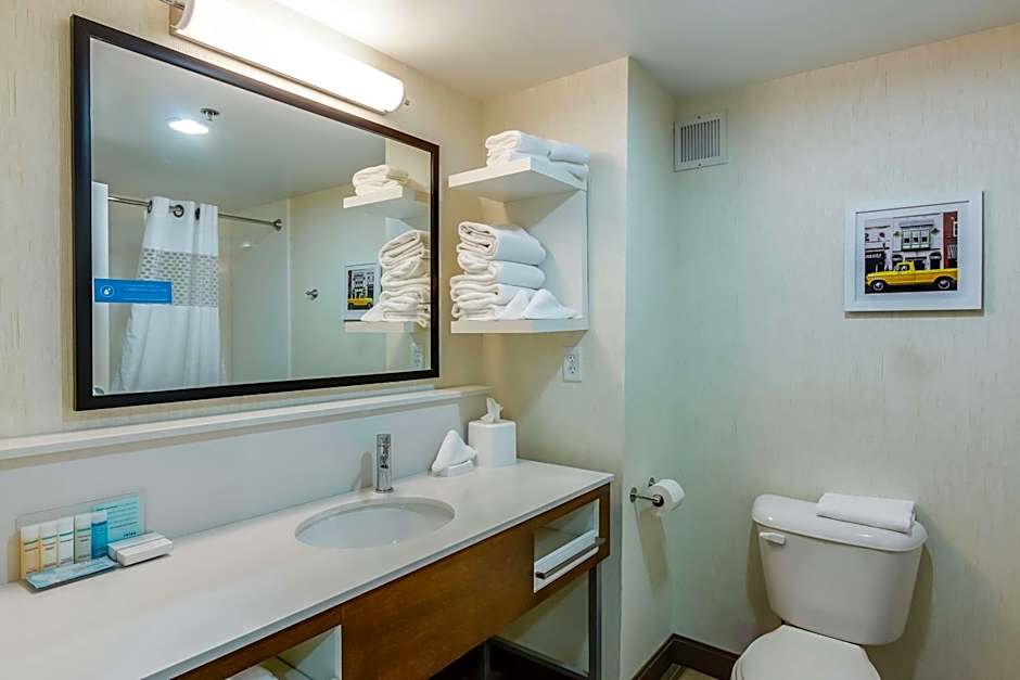 Hampton Inn By Hilton Dickson