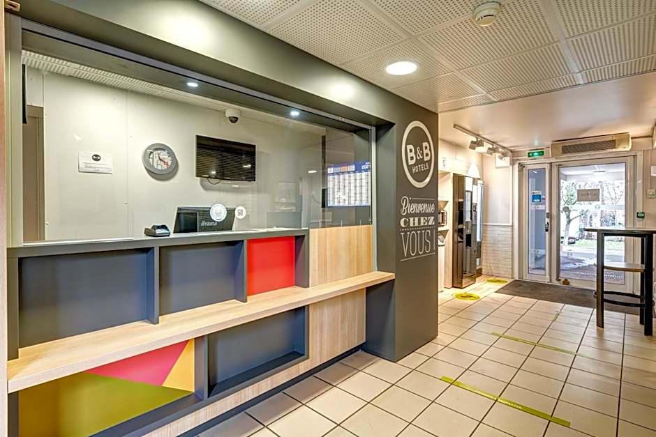 B&B HOTEL Louveciennes