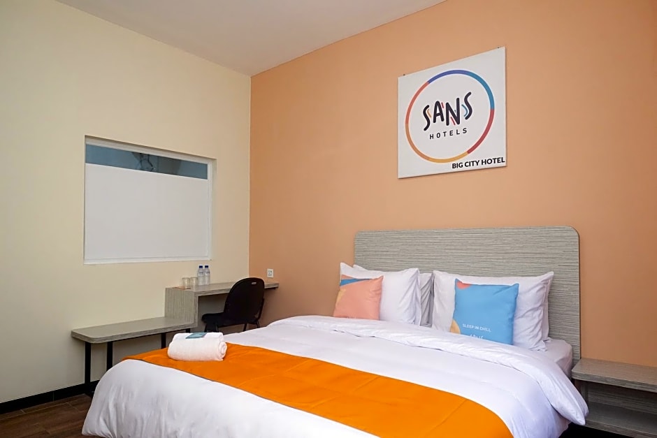 Sans Hotel City Park Medoho Semarang