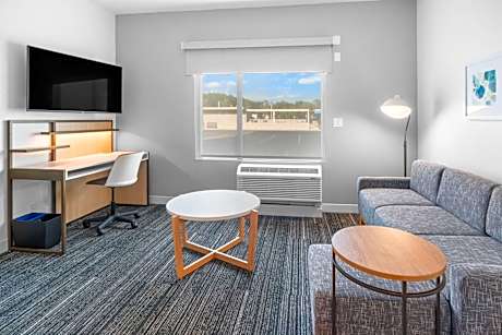 One-Bedroom Queen Suite with Sofa Bed