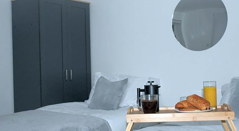 Elegant Room in St Albans