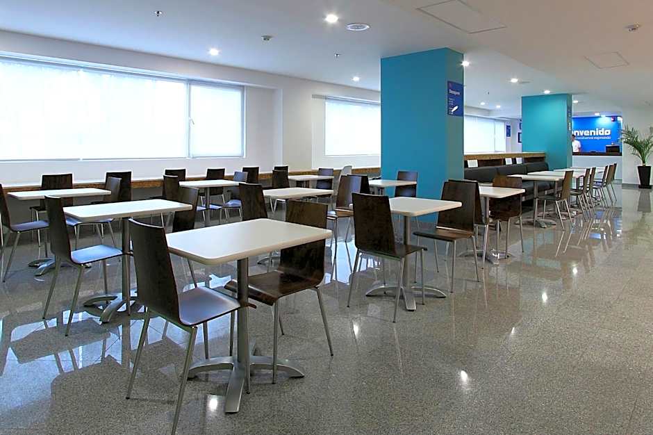 One Guadalajara Periférico Poniente