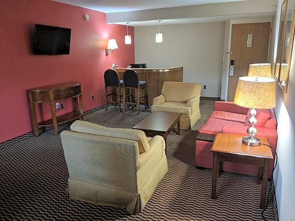 Ramada by Wyndham Raleigh