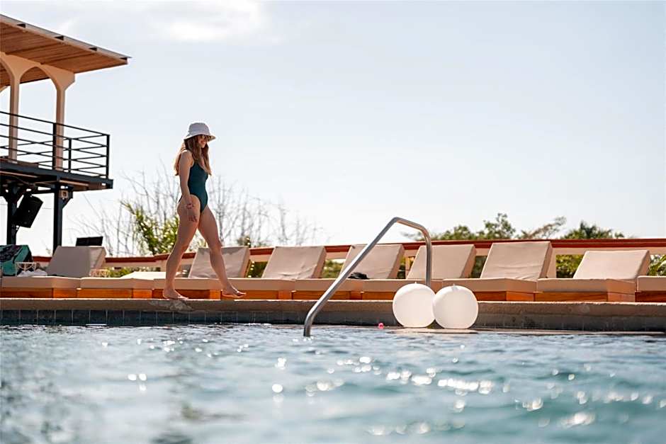 Maravida Social Hotel by Crazy Monkey