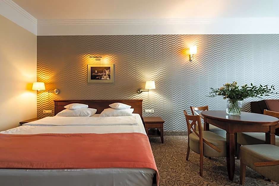 Foto 1 di 9 di Superior 1 Double Bed or 2 Beds