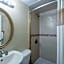 Howard Johnson by Wyndham Hartford South - Rocky Hill