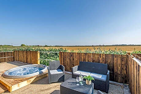 Hideaway by Liv Retreats