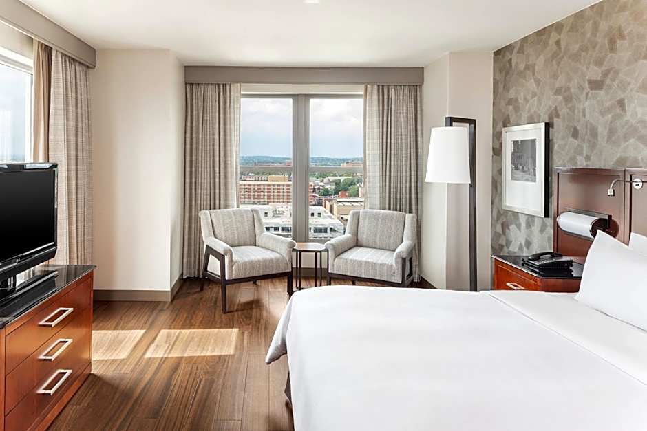 Lancaster Marriott At Penn Square