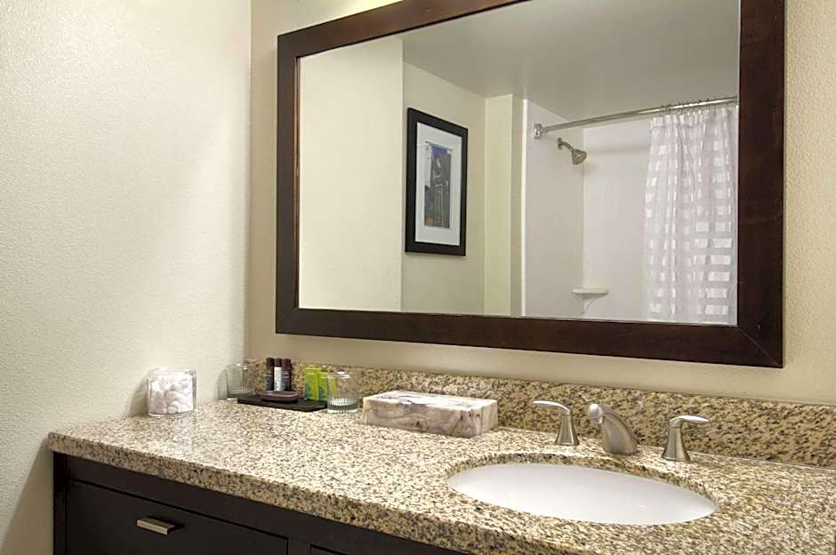 Embassy Suites By Hilton Hotel Seattle-Tacoma International Airport