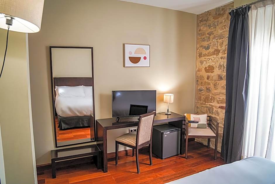 Hotel Baeza Monumental by eme hoteles